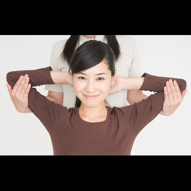 朝倉市の当院は姿勢矯正で骨盤の歪みを改善します