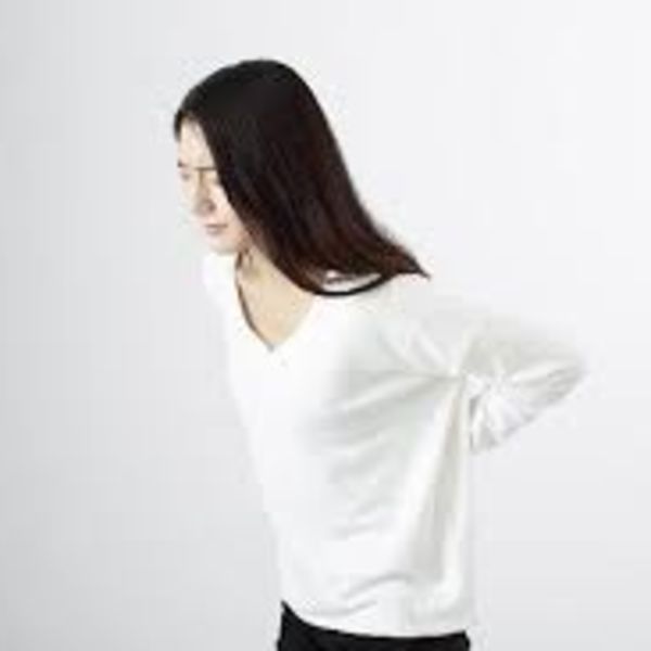 腰が痛いのに病院で検査を受けても「異常はない」と言われる人は当院へ！
